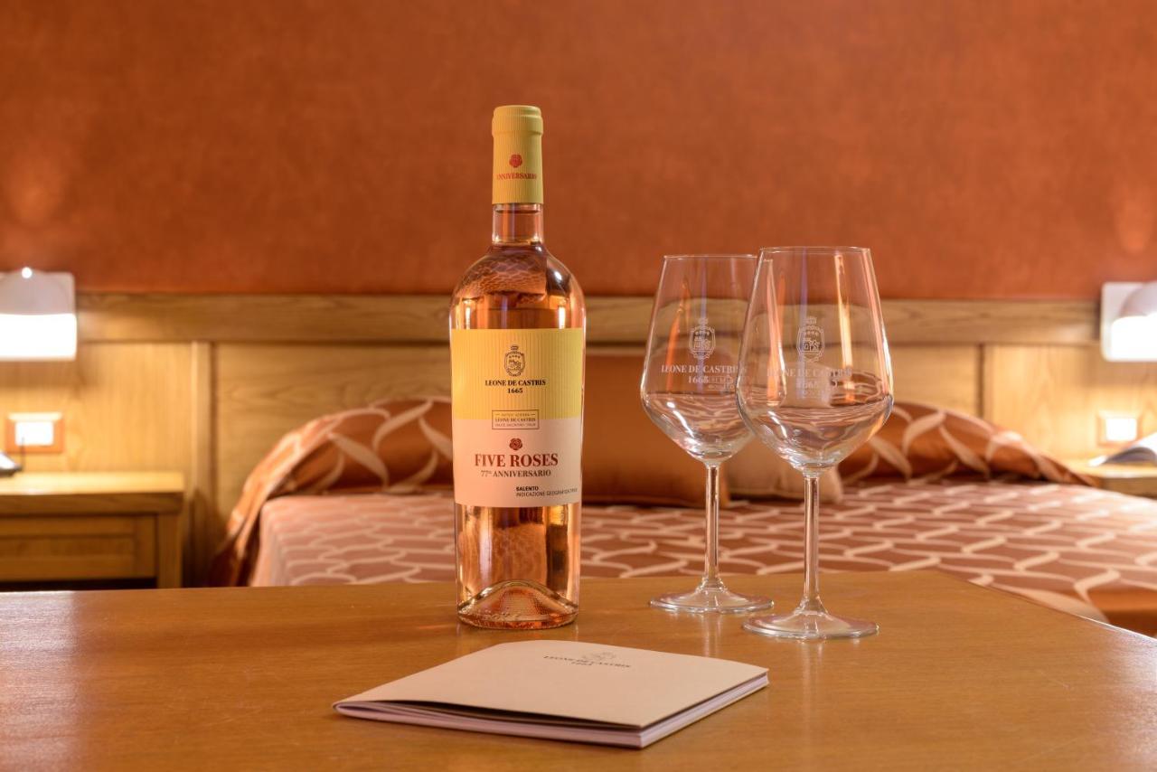 Leone De Castris Wine Hotel Salice Salentino Eksteriør billede