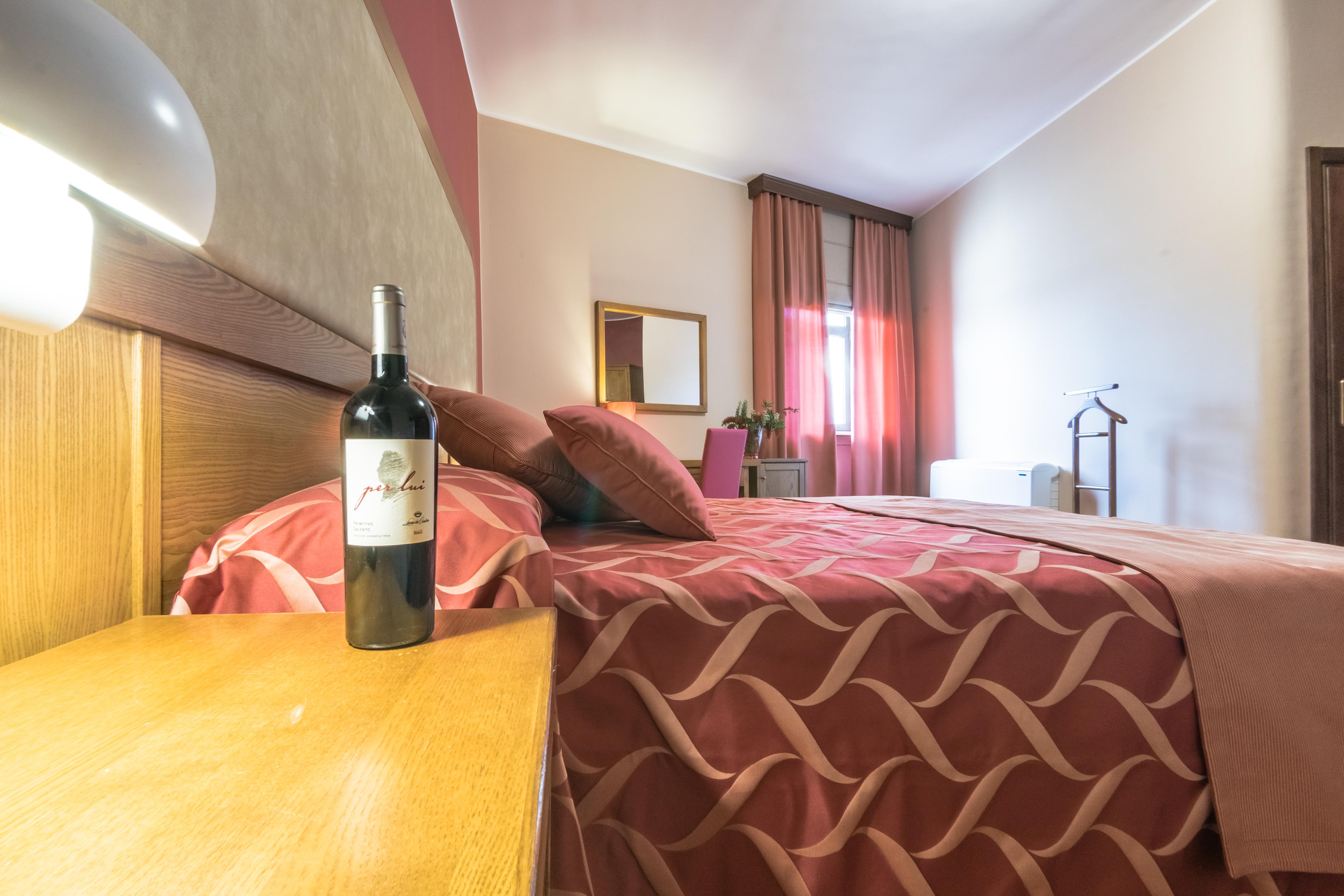 Leone De Castris Wine Hotel Salice Salentino Eksteriør billede